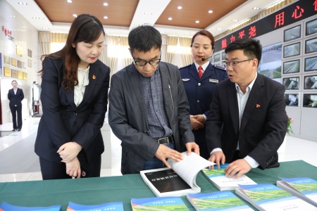 3eae406d47ad8a40f859ba5a9e8c16b_副本.jpg