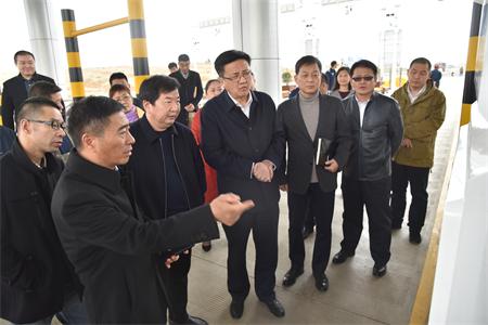 河南省交通运输厅副厅长徐强一行莅临航空港分公司新郑新区站视察指导工作 (2)(1).jpg